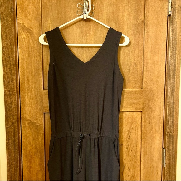 Old Navy Active Charcoal Jumpsuit With Drawstring Waist, Size Medium - Picture 2 of 6